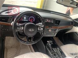 Kia Cadenza